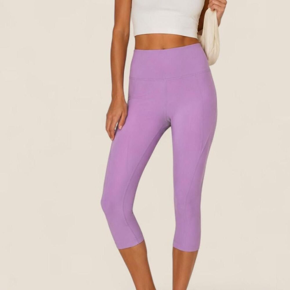 Girlfriend Collective lavender activewear high rise capri leggings XS
